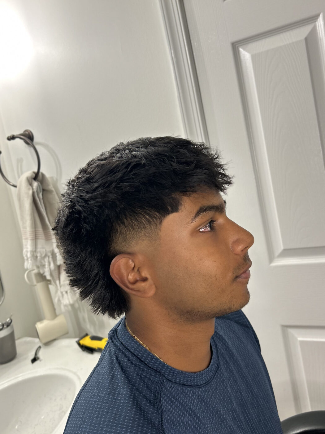 Textured crop with low fade